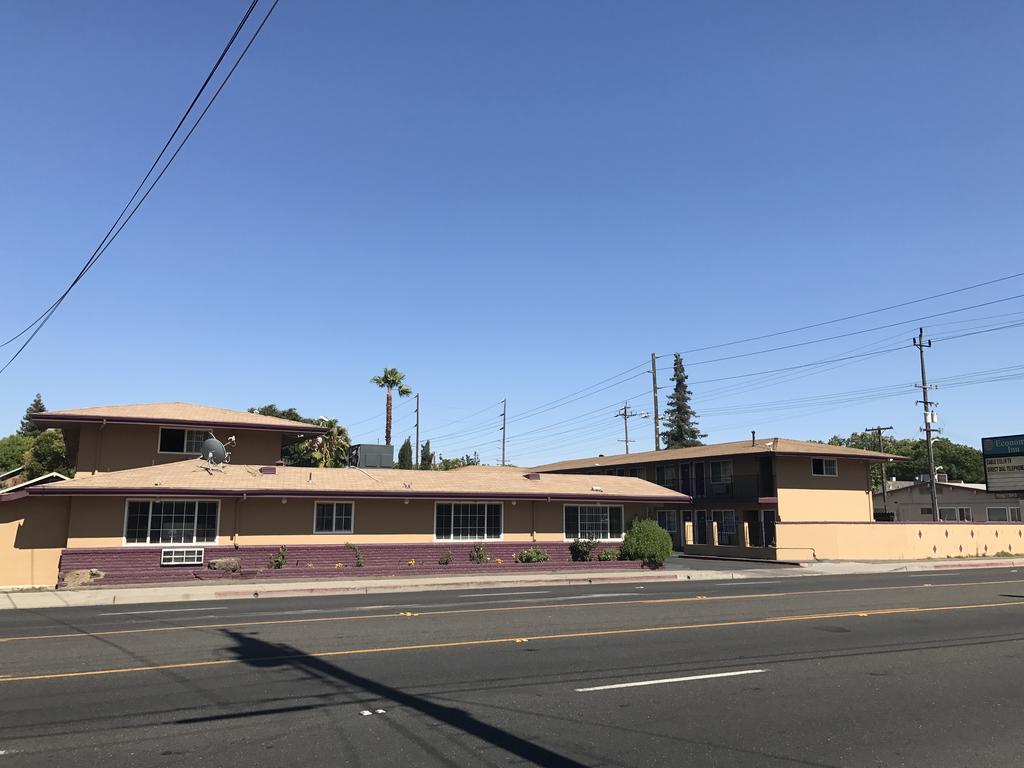 Economy Inn Modesto Exterior foto